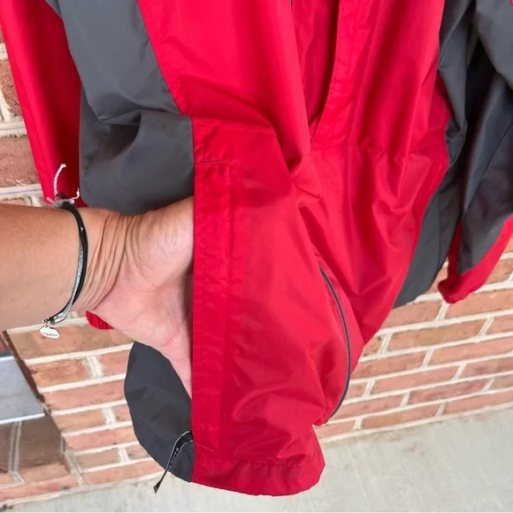 Columbia Red and Gray Windbreaker for Active Adventures - Picture 4 of 14